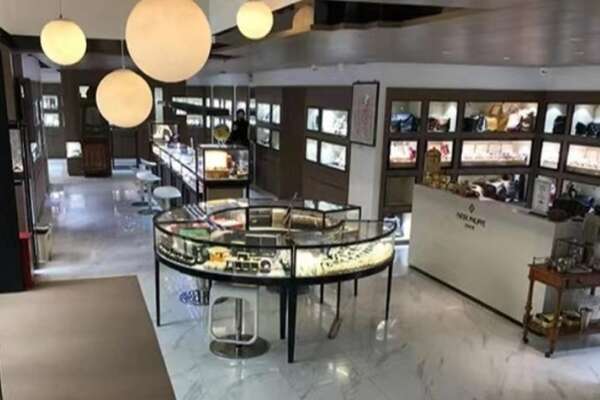 朝阳市建平寄卖奢侈品店